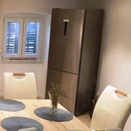 Apartment Augustina *